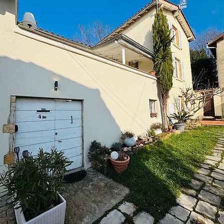 Chambre D'Hotes Du Vieux Collonges Bed and Breakfast Exterior foto